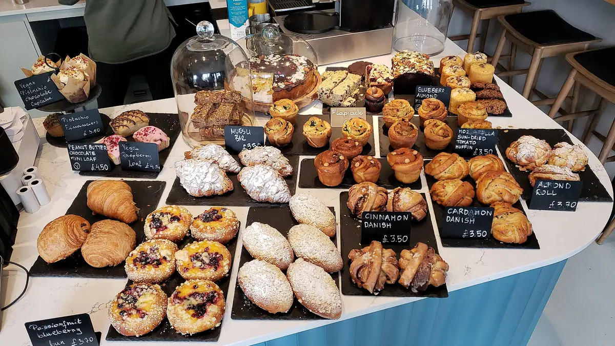 Ferrari's Bakery – bakery in Blackwood town centre